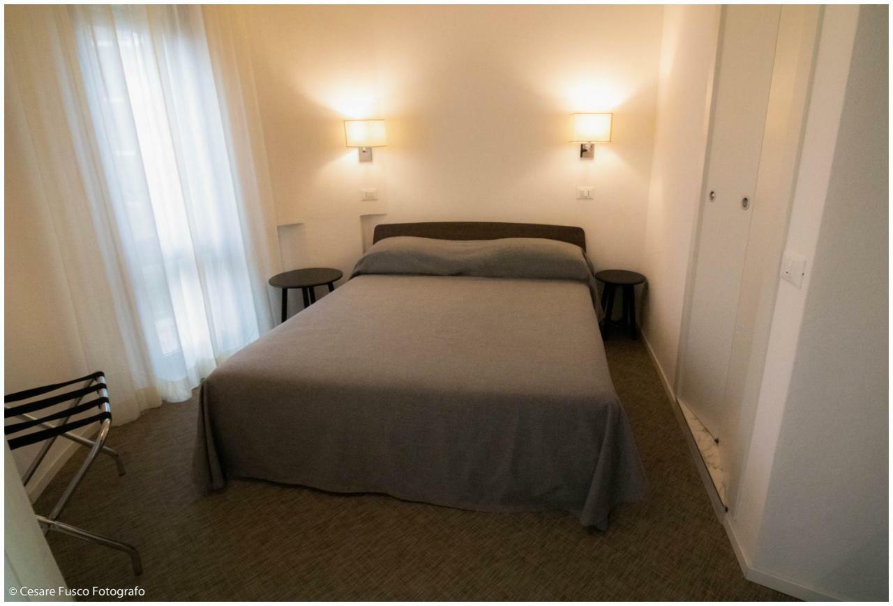 Hotel Caraibi Milano Marittima Exterior foto